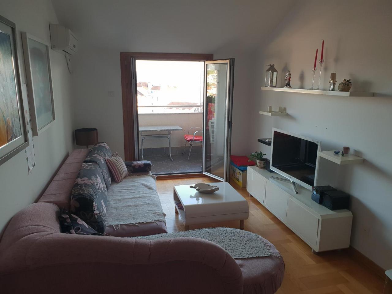 Vb Apartmani Tivat Eksteriør billede